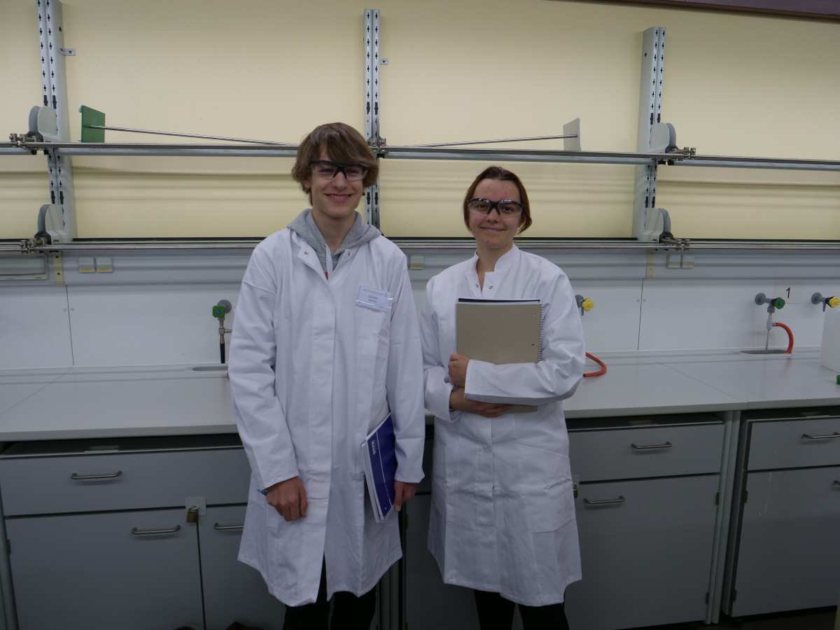 Darico Schade und Judith Sippel sind die Teilnehmer des New Generation Camp Green Chemistry